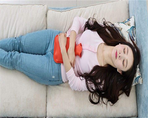 诚聘代妈+哪里做代孕权威些,如何防止宝宝吐奶